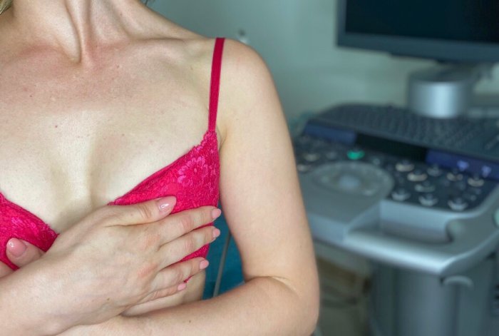 Коли йти на прийом до мамолога?